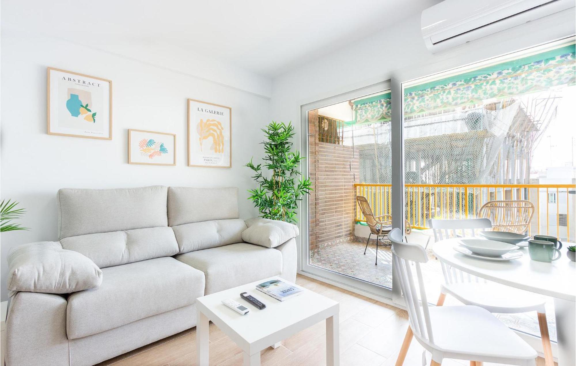 Lovely Apartment In Santa Pola With Kitchen ภายนอก รูปภาพ