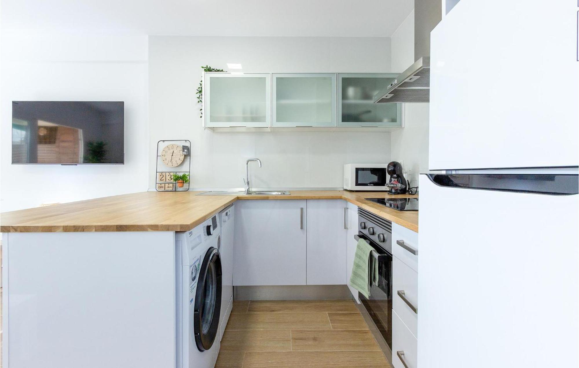 Lovely Apartment In Santa Pola With Kitchen ภายนอก รูปภาพ