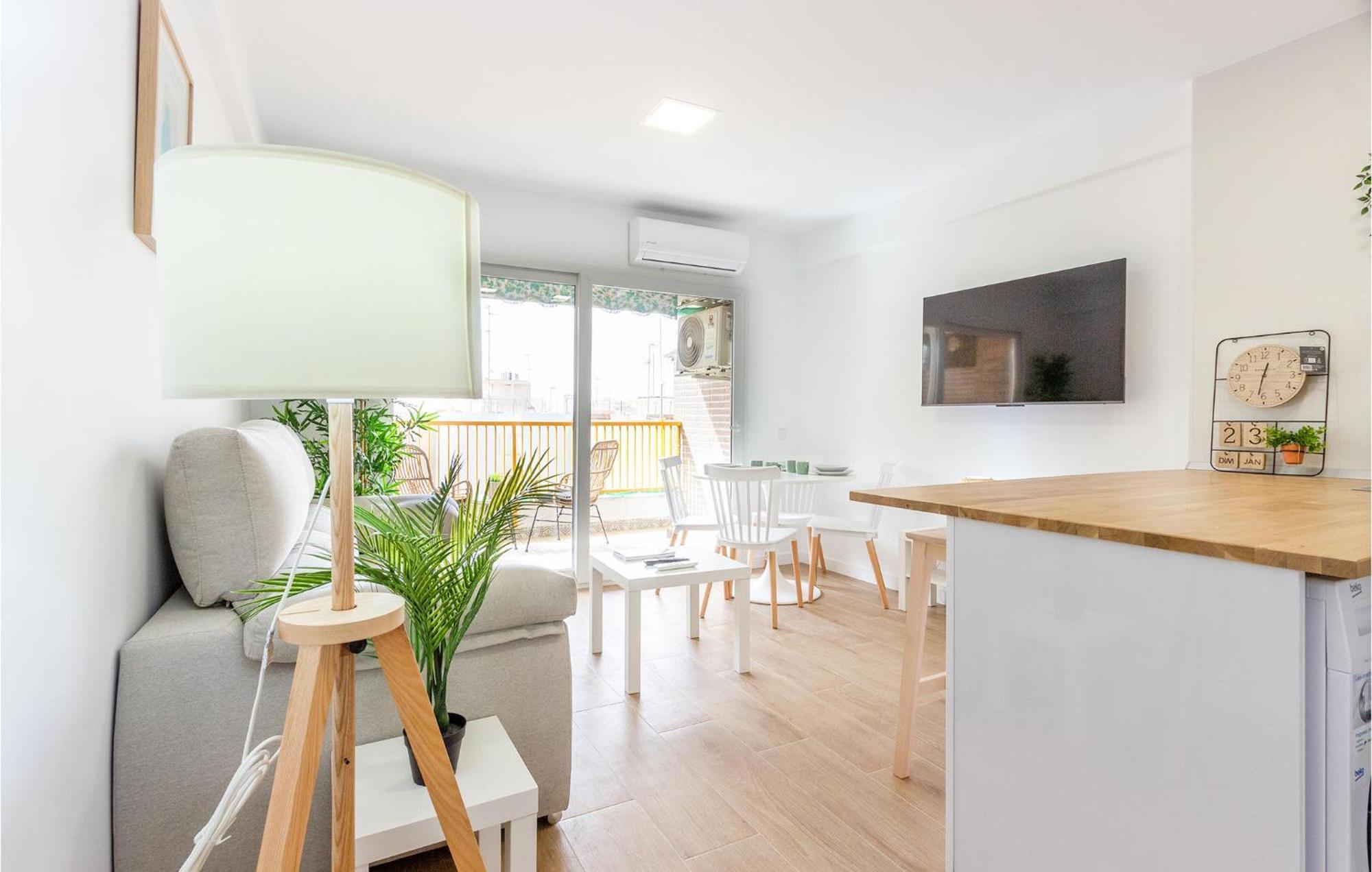 Lovely Apartment In Santa Pola With Kitchen ภายนอก รูปภาพ
