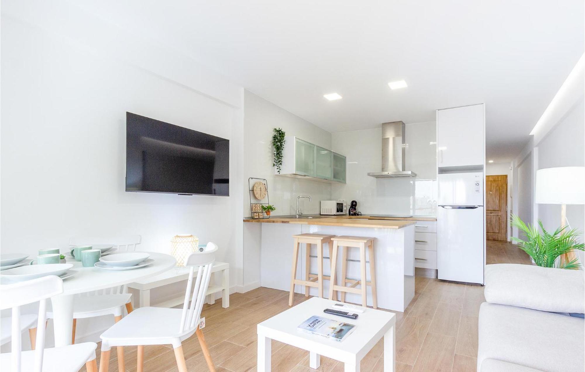 Lovely Apartment In Santa Pola With Kitchen ภายนอก รูปภาพ