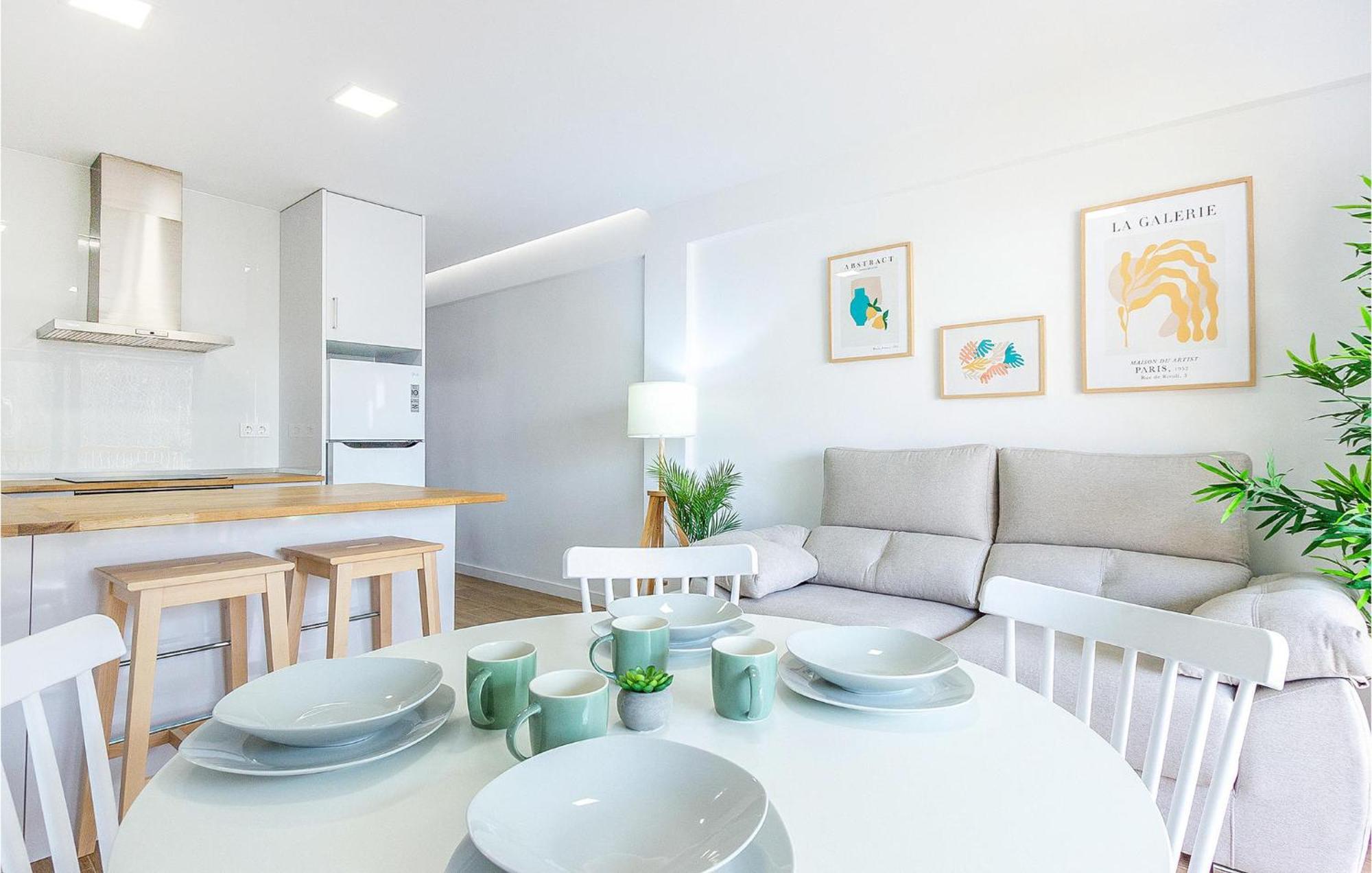 Lovely Apartment In Santa Pola With Kitchen ภายนอก รูปภาพ